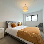 Luxury Jq Sky Garden - Free Parking