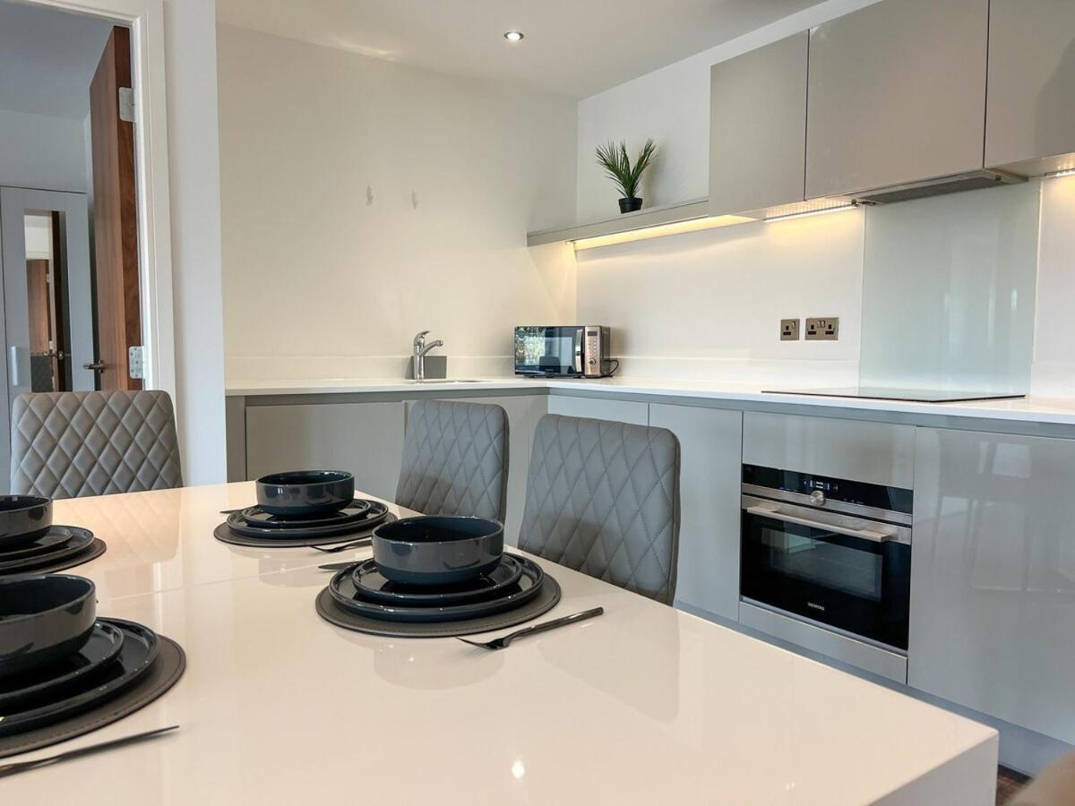 Luxury Jq Sky Garden - Free Parking Apartment Birmingham
