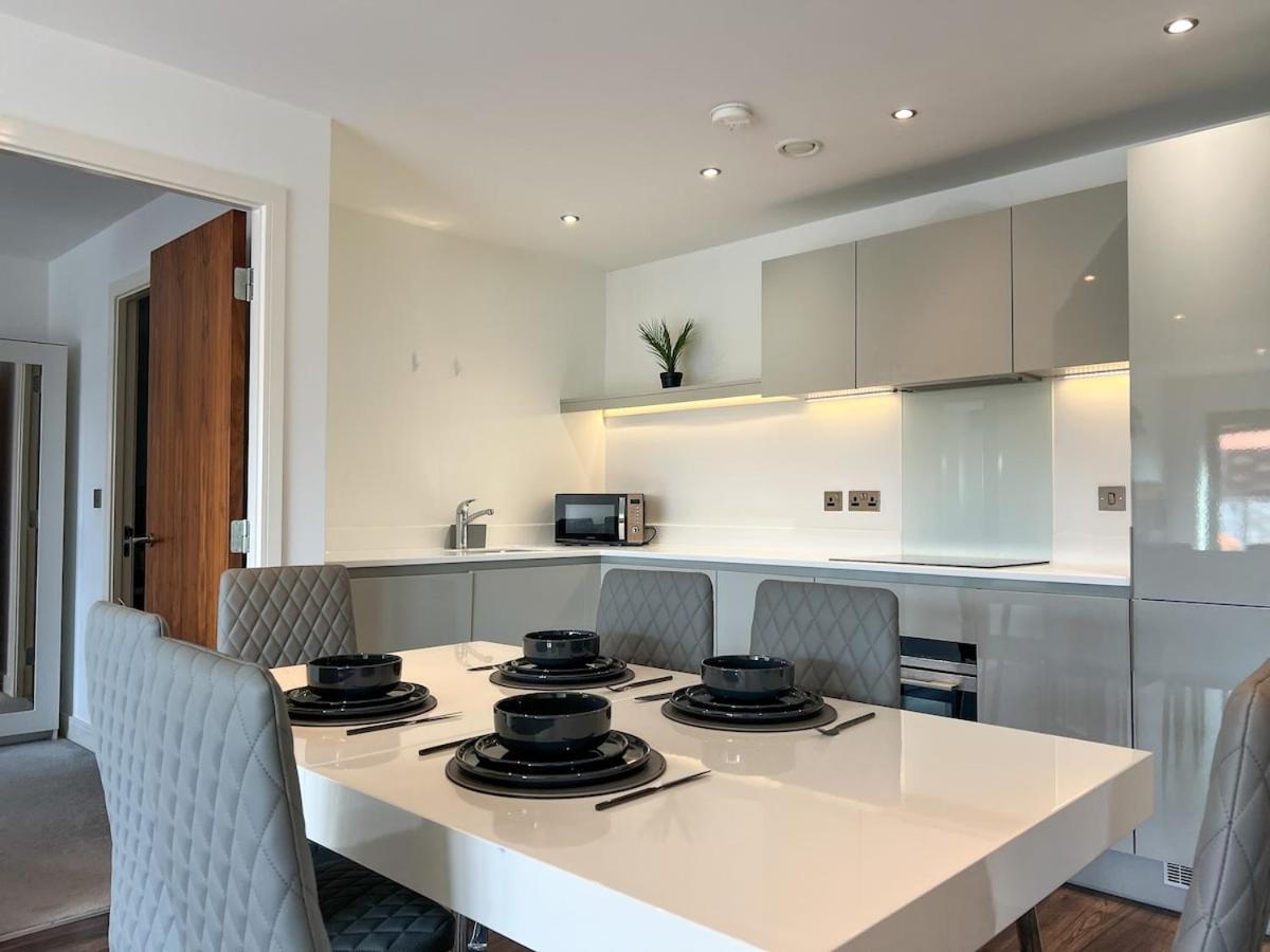 Luxury Jq Sky Garden - Free Parking Apartment *